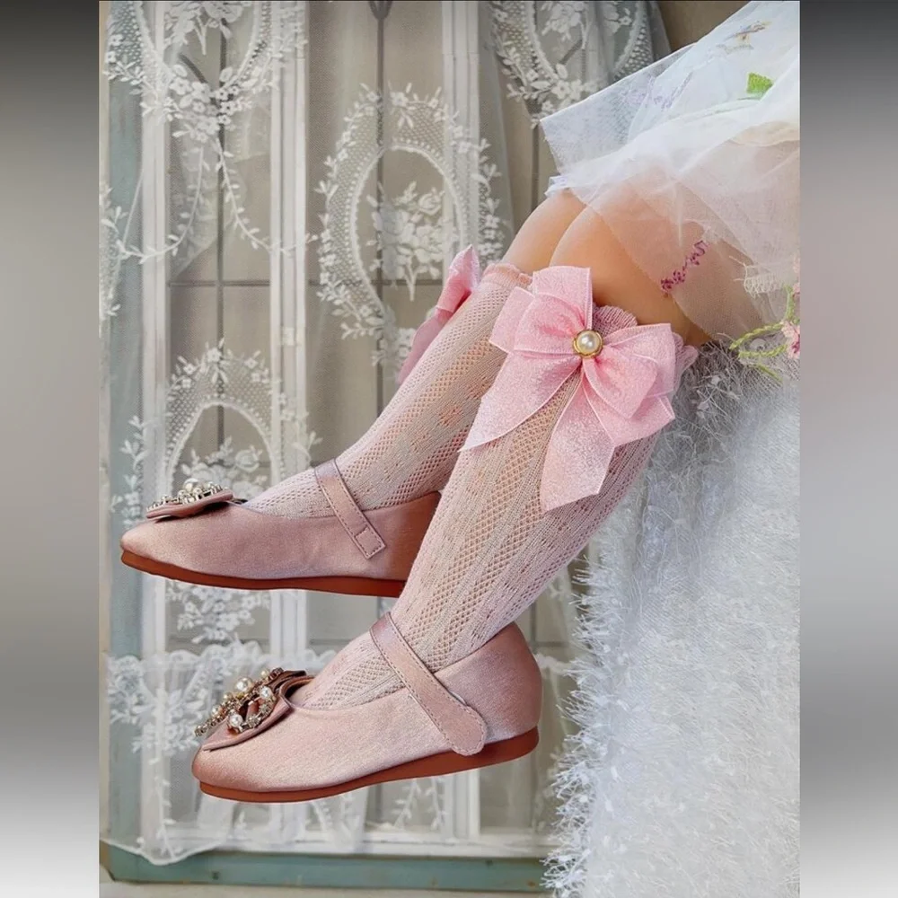 🌱🦢4 FOR $15!🦢🌱 Elegant Pink Bow Knee-High Socks